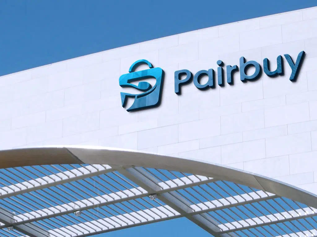 Pairbuy LOGO的設計在形象牆上更為鮮明。